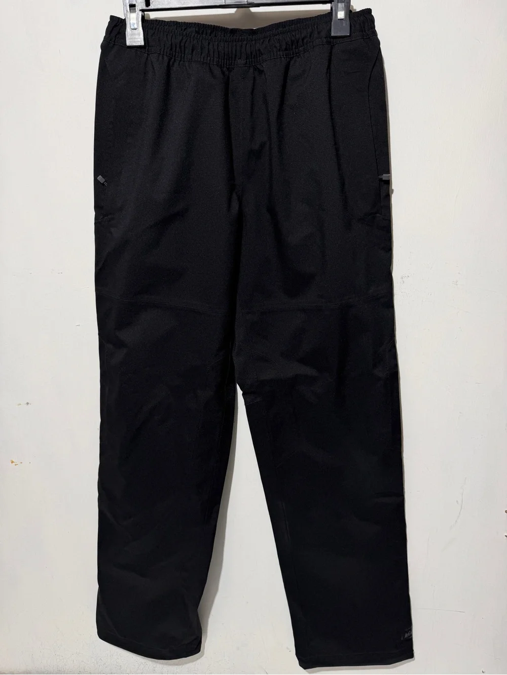 REI Elements Men's Black Waterproof Rain Pants Medium 32L E1 Windproof